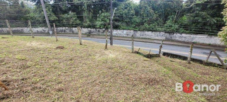 Imagem Terreno à Venda, 754 m² em Velha - Blumenau
