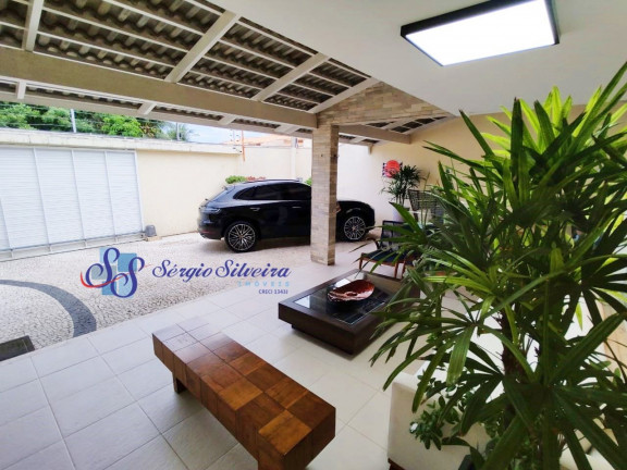 Imagem Casa com 3 Quartos à Venda, 330 m² em Sapiranga - Fortaleza