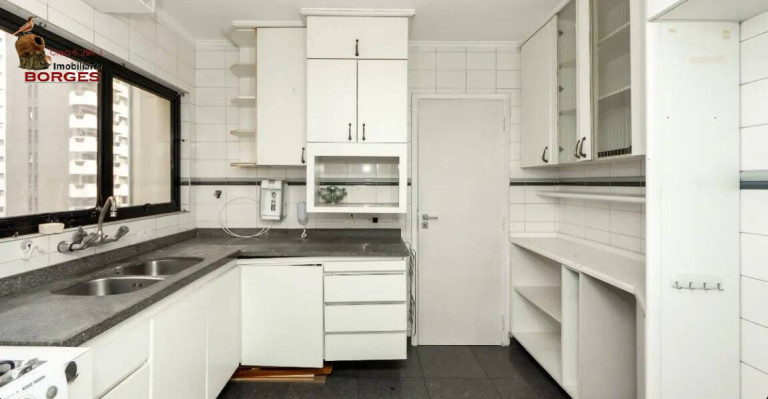 Imagem Apartamento com 3 Quartos à Venda, 97 m² em Moema - São Paulo