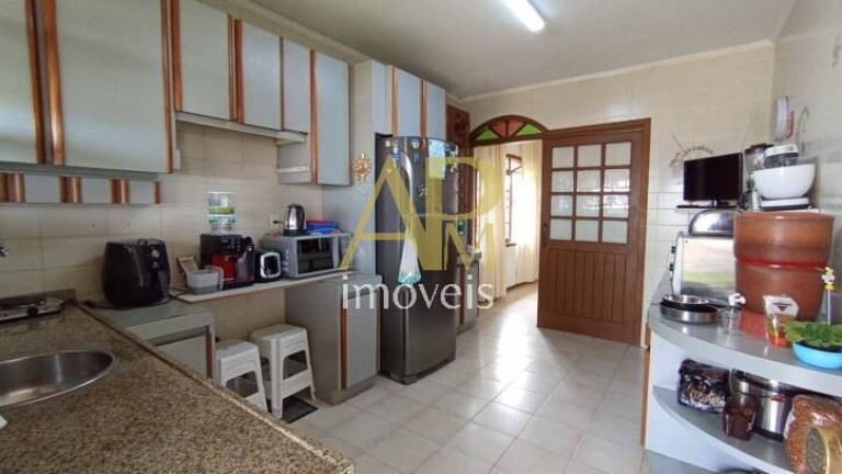 Imagem Casa com 4 Quartos à Venda, 648 m² em Jardim Janaína - Biguaçu Imagem Casa com 4 Quartos à Venda, 648 m² em Jardim Janaína - Biguaçu