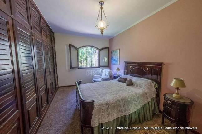 Imagem Casa com 4 Quartos à Venda, 4.400 m² em Pousada Dos Bandeirantes - Carapicuíba Imagem Casa com 4 Quartos à Venda, 4.400 m² em Pousada Dos Bandeirantes - Carapicuíba