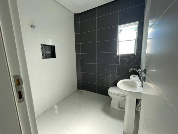 Imagem Casa com 3 Quartos à Venda, 249 m² em Caiçara - Praia Grande