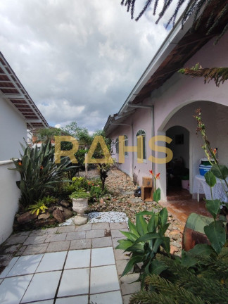 Imagem Casa com 4 Quartos à Venda, 187 m² em Anita Garibaldi - Joinville Imagem Casa com 4 Quartos à Venda, 187 m² em Anita Garibaldi - Joinville