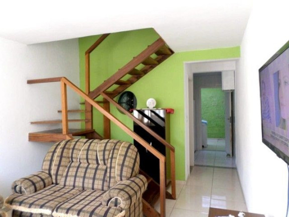 Imagem Casa com 3 Quartos à Venda, 63 m² em Jardim Meudon - Teresópolis