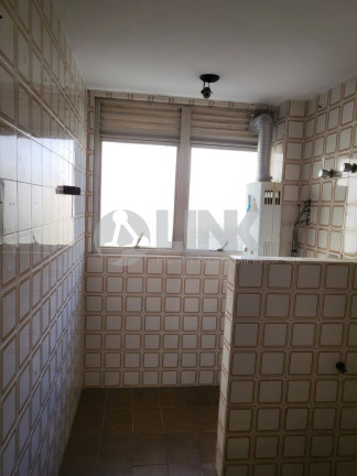 Imagem Apartamento com 2 Quartos à Venda, 61 m² em Menino Deus - Porto Alegre Imagem Apartamento com 2 Quartos à Venda, 61 m² em Menino Deus - Porto Alegre