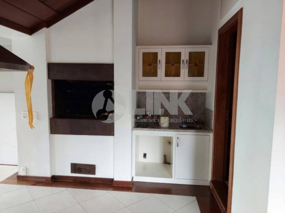 Imagem Imóvel com 3 Quartos à Venda, 317 m² em Bela Vista - Porto Alegre Imagem Imóvel com 3 Quartos à Venda, 317 m² em Bela Vista - Porto Alegre