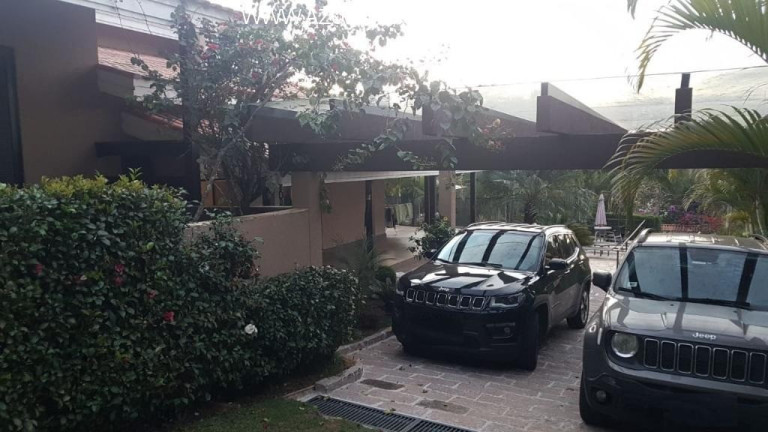 Imagem Casa com 4 Quartos à Venda, 415 m² em Condomínio Alpes D Ouro - Bom Jesus Dos Perdoes