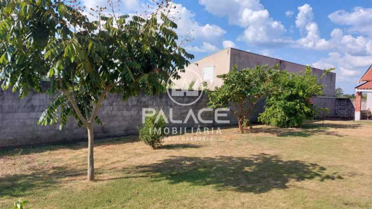 Imagem Chácara com 2 Quartos à Venda, 1.200 m² em Centro - Laranjal Paulista Imagem Chácara com 2 Quartos à Venda, 1.200 m² em Centro - Laranjal Paulista