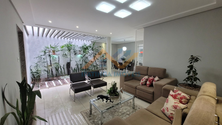 Imagem Casa com 3 Quartos à Venda, 150 m² em Veneza - Ipatinga