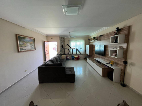 Imagem Casa com 3 Quartos à Venda, 239 m² em Vila Scarpelli - Santo André Imagem Casa com 3 Quartos à Venda, 239 m² em Vila Scarpelli - Santo André