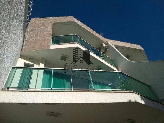 Imagem Casa com 3 Quartos à Venda, 220 m² em Cabral - Contagem Imagem Casa com 3 Quartos à Venda, 220 m² em Cabral - Contagem