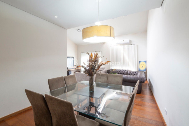 Imagem Casa com 3 Quartos à Venda, 446 m² em Taquaral - Campinas Imagem Casa com 3 Quartos à Venda, 446 m² em Taquaral - Campinas