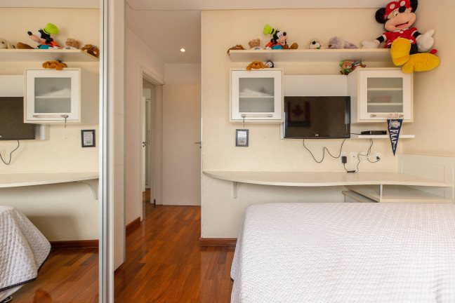 Imagem Apartamento com 4 Quartos à Venda, 210 m² em Vila Sofia - São Paulo Imagem Apartamento com 4 Quartos à Venda, 210 m² em Vila Sofia - São Paulo