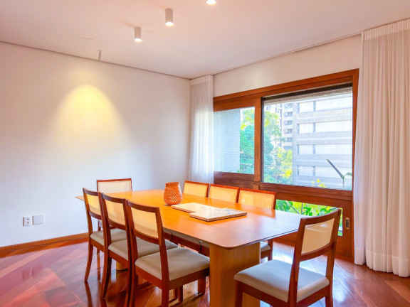 Imagem Apartamento com 4 Quartos à Venda, 278 m² em Moinhos De Vento - Porto Alegre