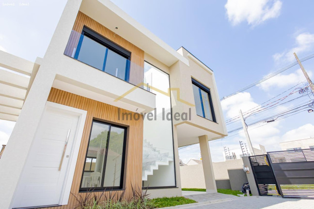 Casa com 3 Quartos à Venda, 119 m² em Hauer - Curitiba