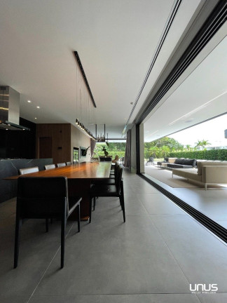 Imagem Casa com 4 Quartos à Venda, 1.400 m² em Jurerê Internacional - Florianópolis