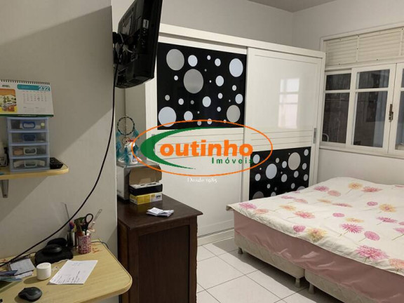 Imagem Casa com 3 Quartos à Venda, 200 m² em Tijuca - Rio De Janeiro Imagem Casa com 3 Quartos à Venda, 200 m² em Tijuca - Rio De Janeiro