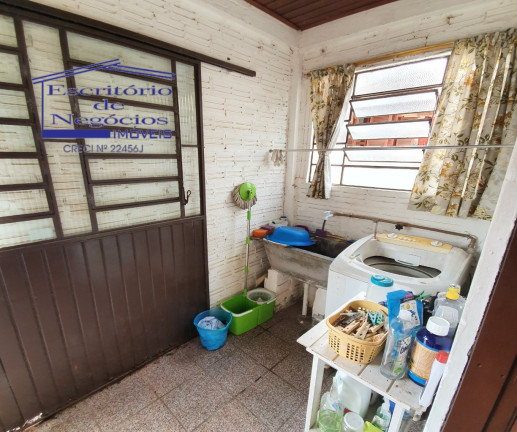 Imagem Casa com 3 Quartos à Venda, 200 m² em Cavalhada - Porto Alegre