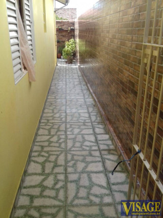 Casa com 3 Quartos à Venda,  em Pq. Santo Antonio - Jacareí