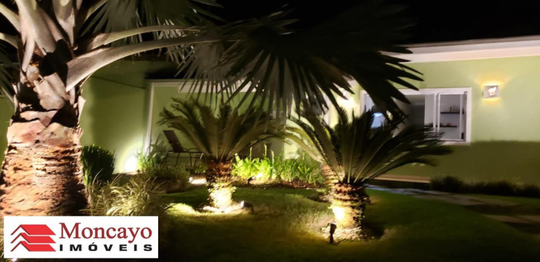 Imagem Casa com 3 Quartos para Alugar, 720 m² em Jardim Terralão - Caraguatatuba