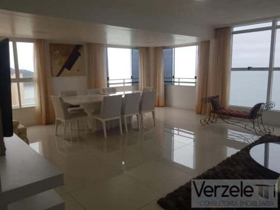 Imagem Apartamento com 4 Quartos para Temporada, 390 m² em Centro - Balneário Camboriú Imagem Apartamento com 4 Quartos para Temporada, 390 m² em Centro - Balneário Camboriú