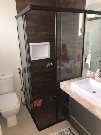 Imagem Casa de Condomínio com 3 Quartos à Venda, 220 m²