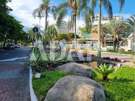 Imagem Casa com 5 Quartos à Venda, 300 m² em Barra Da Tijuca - Rio De Janeiro Imagem Casa com 5 Quartos à Venda, 300 m² em Barra Da Tijuca - Rio De Janeiro