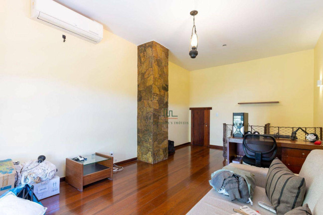 Imagem Casa com 4 Quartos à Venda, 365 m² em Piratininga - Niterói Imagem Casa com 4 Quartos à Venda, 365 m² em Piratininga - Niterói