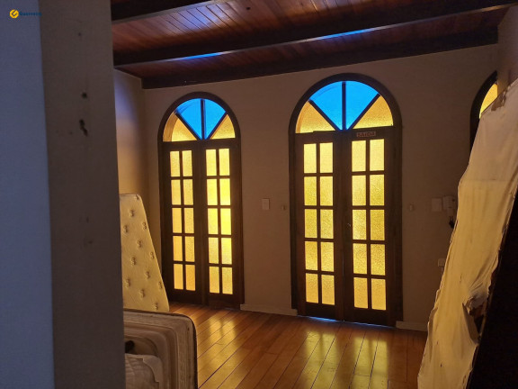 Imagem Casa com 5 Quartos à Venda, 512 m² em Agronômica - Florianópolis