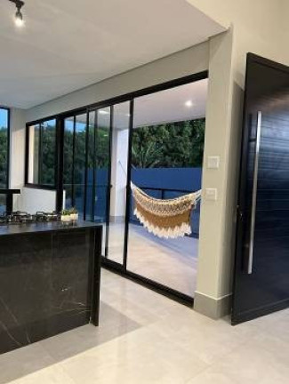 Imagem Casa com 3 Quartos à Venda, 600 m² em Setor Habitacional Arniqueira (águas Claras) - Brasília Imagem Casa com 3 Quartos à Venda, 600 m² em Setor Habitacional Arniqueira (águas Claras) - Brasília
