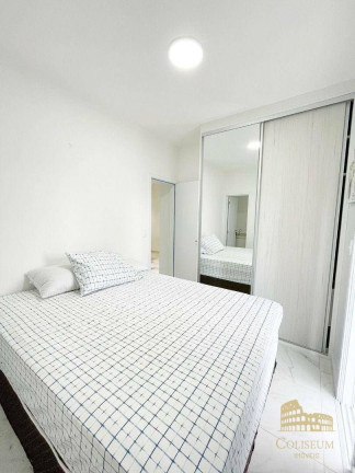Imagem Apartamento com 2 Quartos à Venda, 70 m² em Vilamar - Praia Grande