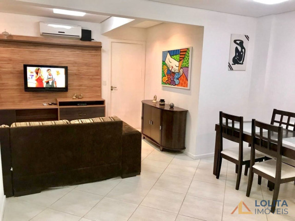 Apartamento com 2 Quartos à Venda, 74 m² em Centro - Florianopolis