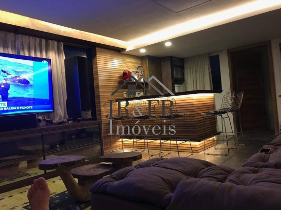 Imagem Casa com 5 Quartos à Venda, 722 m² em Vilas Do Atlântico - Lauro De Freitas Imagem Casa com 5 Quartos à Venda, 722 m² em Vilas Do Atlântico - Lauro De Freitas