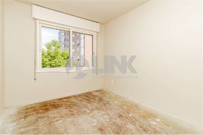 Imagem Imóvel com 2 Quartos à Venda, 111 m² em Passo Da Areia - Porto Alegre Imagem Imóvel com 2 Quartos à Venda, 111 m² em Passo Da Areia - Porto Alegre