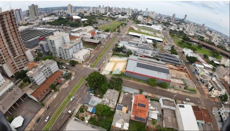 Imagem Casa à Venda, em Centro - Cascavel Imagem Casa à Venda, em Centro - Cascavel