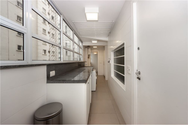 Imagem Apartamento com 3 Quartos à Venda, 198 m² em Itaim Bibi - São Paulo