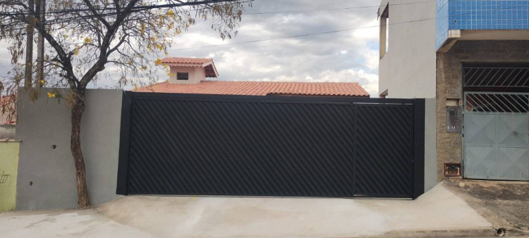 Imagem Casa com 3 Quartos à Venda, 120 m² em Jardim Das Cerejeiras - Atibaia Imagem Casa com 3 Quartos à Venda, 120 m² em Jardim Das Cerejeiras - Atibaia