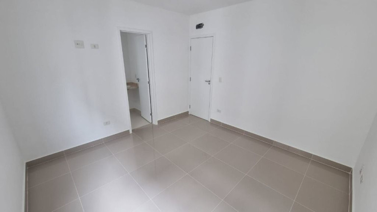 Imagem Apartamento com 2 Quartos à Venda, 70 m² em Pitangueiras - Guarujá