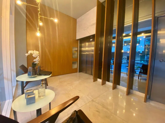 Imagem Apartamento com 4 Quartos à Venda, 200 m² em Meia Praia - Itapema