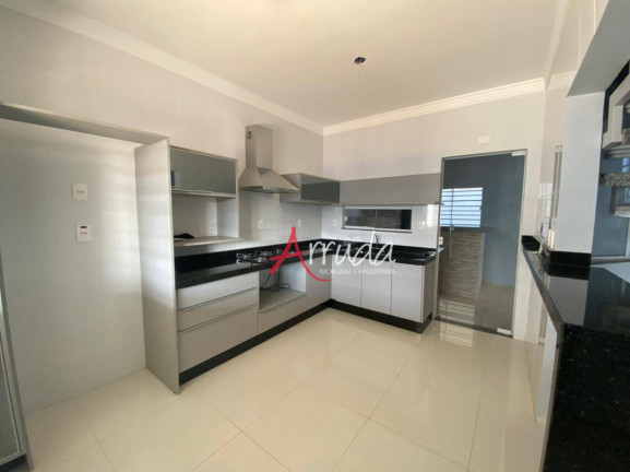 Imagem Sobrado com 3 Quartos à Venda, 162 m² em Centro - Cascavel