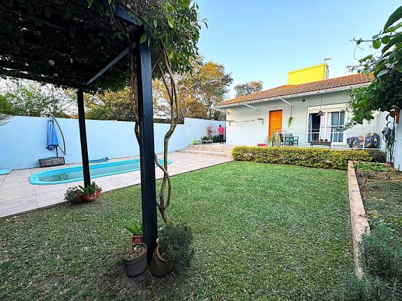 Imagem Casa com 3 Quartos à Venda, 150 m² em Cidade Alta - Itaqui