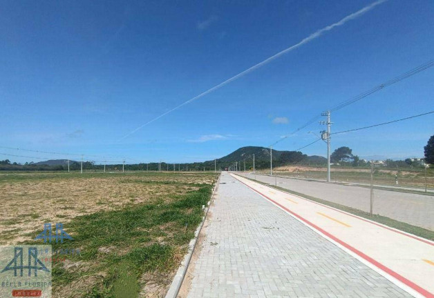 Terreno à Venda, 375 m² em São João Do Rio Vermelho - Florianópolis
