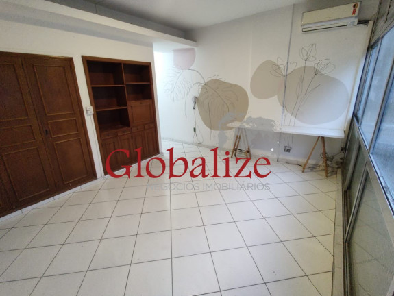 Kitnet com 1 Quarto à Venda, 39 m² em Boqueirão - Santos