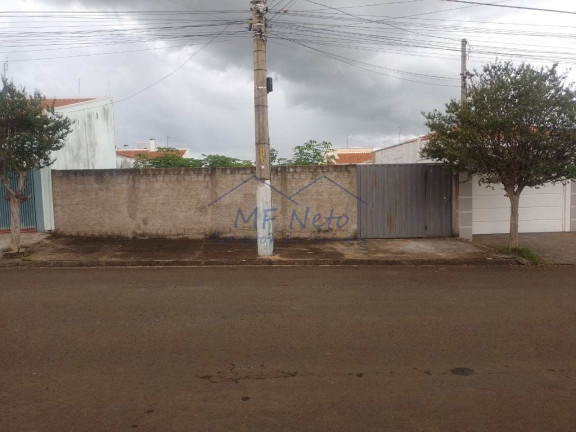Terreno à Venda, 300 m² em Jardim Itália - Pirassununga