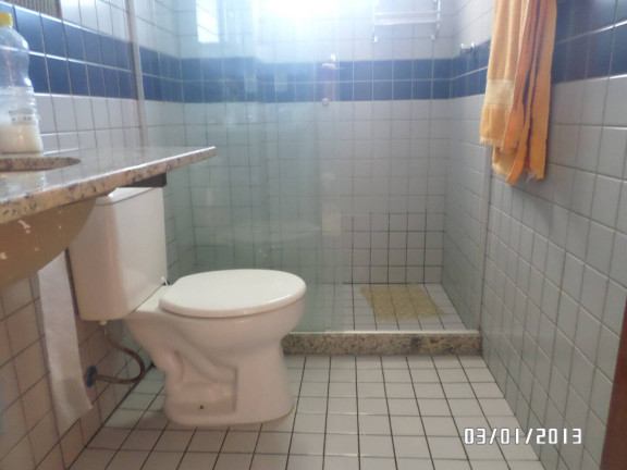 Imagem Apartamento com 2 Quartos à Venda, 69 m² em Vila Capri - Araruama