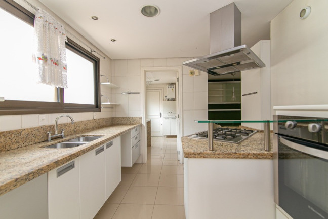 Imagem Apartamento com 3 Quartos à Venda, 190 m² em Petrópolis - Porto Alegre Imagem Apartamento com 3 Quartos à Venda, 190 m² em Petrópolis - Porto Alegre