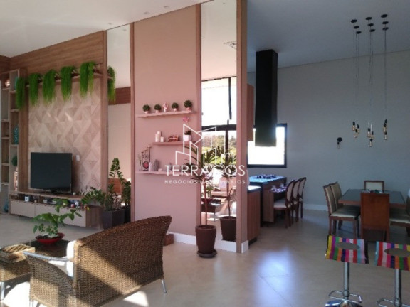 Imagem Imóvel com 3 Quartos à Venda, 400 m² em Medeiros - Jundiaí Imagem Imóvel com 3 Quartos à Venda, 400 m² em Medeiros - Jundiaí