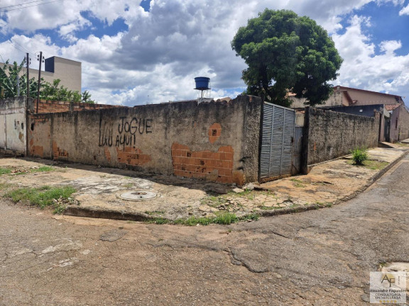 Imagem Terreno à Venda, 360 m² em Vila Regina - Goiânia Imagem Terreno à Venda, 360 m² em Vila Regina - Goiânia