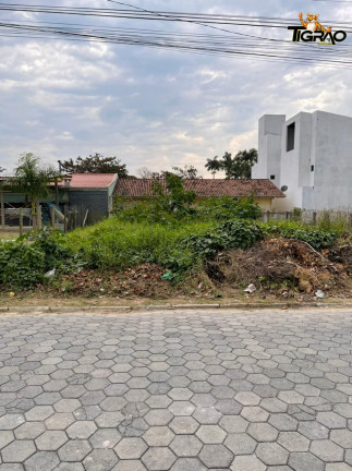 Terreno à Venda, 300 m² em Gravatá - Navegantes