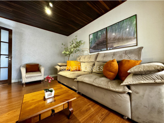 Imagem Casa com 3 Quartos à Venda, 200 m² em Centro - Catanduvas Imagem Casa com 3 Quartos à Venda, 200 m² em Centro - Catanduvas